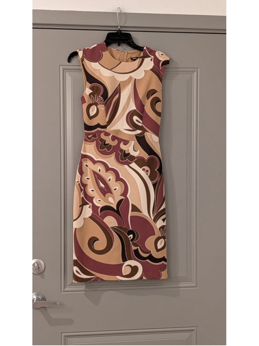 Women's Express Midi Dress, Beige and Burgundy Paisley Print